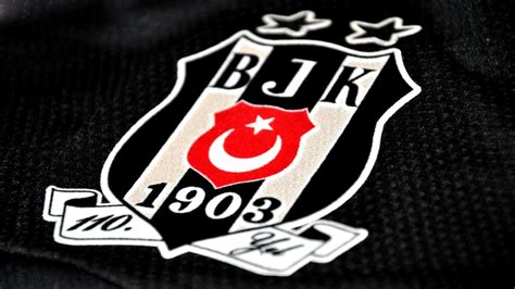 B­e­ş­i­k­t­a­ş­ ­U­E­F­A­­y­a­ ­F­i­n­a­n­s­ ­R­a­p­o­r­l­a­r­ı­ ­H­a­k­k­ı­n­d­a­ ­S­u­n­u­m­ ­Y­a­p­t­ı­